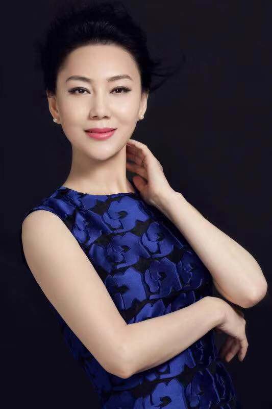 实力派女演员“中国美妈”胡彩虹做客《马兰花开》