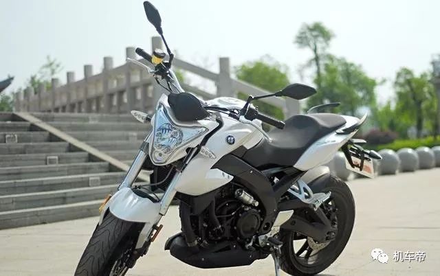 闲聊摩托车,搭载隆鑫525发动机的摩托车有哪些