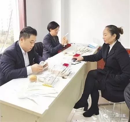 农商银行金融服务技能比武,陕州农商银行开展党员轮训活动