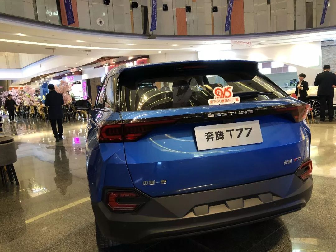 回头率非常高的车,在街上回头率超高的中型摩托