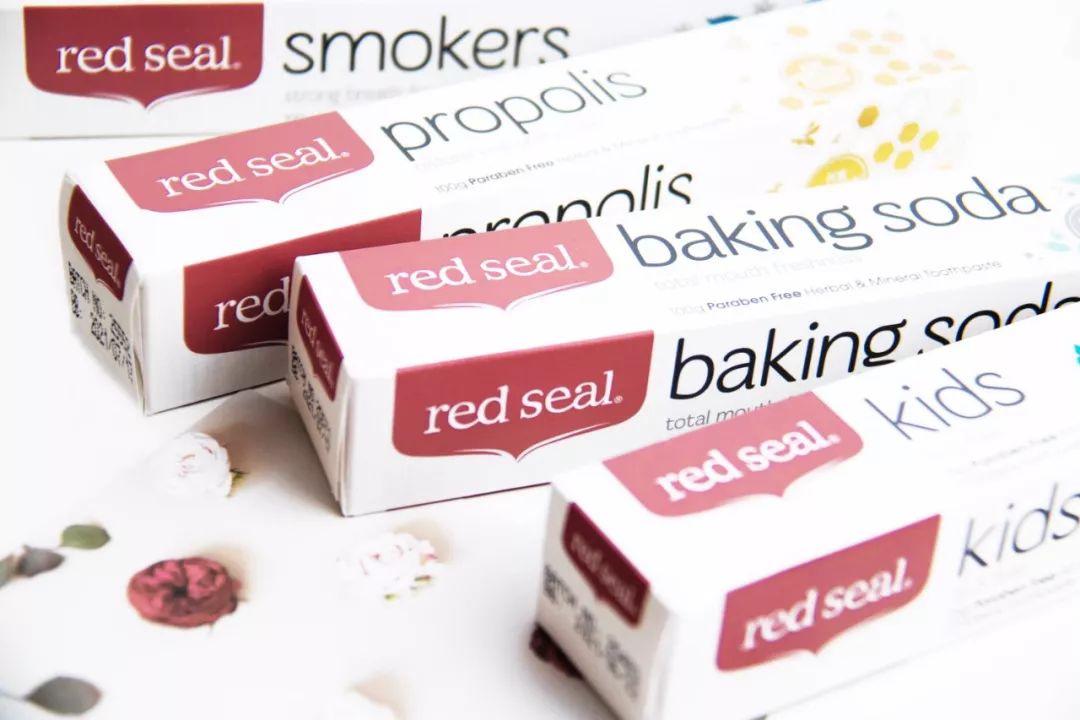 花了一万元做牙齿很难看,花了60万做的牙齿