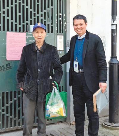 为空巢老人做一次家务,为孤寡老人服务