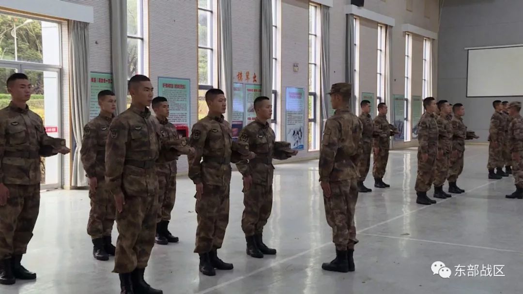 新条令迷彩服要求,新条令军服着装规定