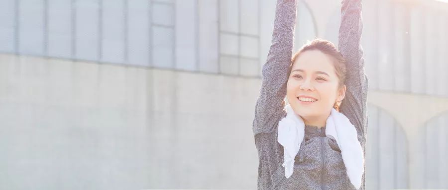 健康膝盖总疼试试这3个小动作,膝盖养生最好的方法