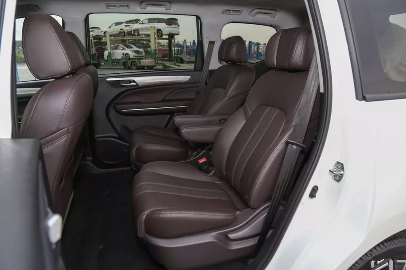 经济实惠的mpv家用哪款舒服些,听话家用mpv就选这两款绝对靠谱