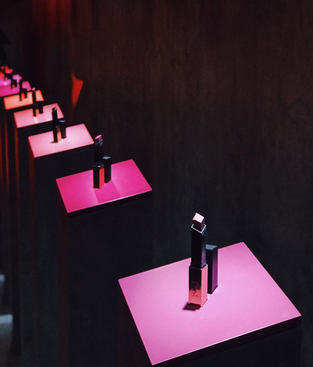 YSL开酒店了｜只有6间房，还有帅哥等你