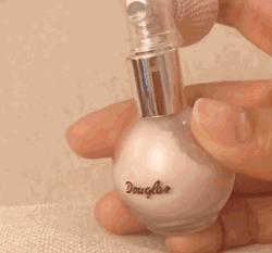 十级美颜也遮不住我的熊猫眼,十级美颜也拯救不了我的痘痘