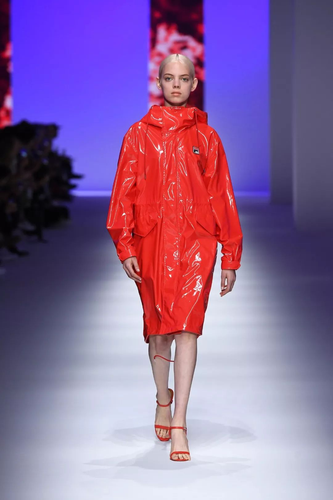 fila运动衣怎么搭配,fila高级时装