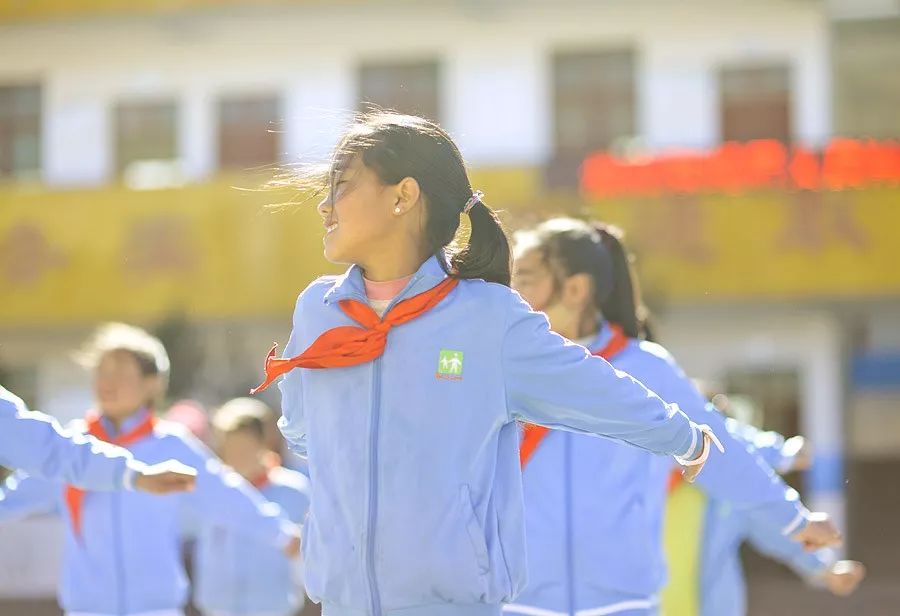 以爱启文百里成蹊全文,以爱启航文字