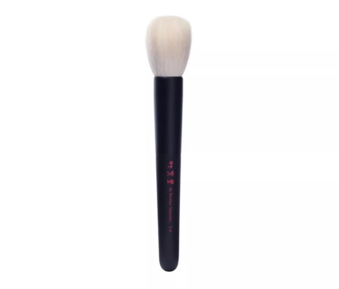 腮红超自然小技巧,超艳腮红怎么涂