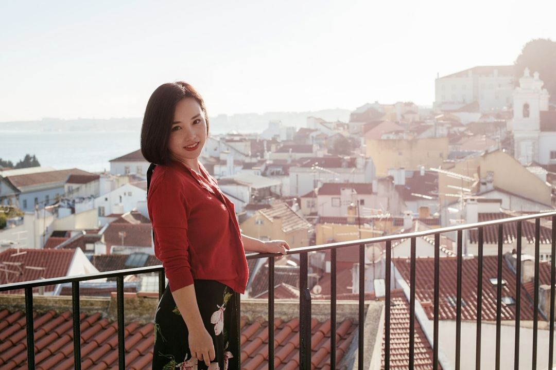 最强反催婚35岁姑娘在淘宝出售“全球旅行记忆”成网红