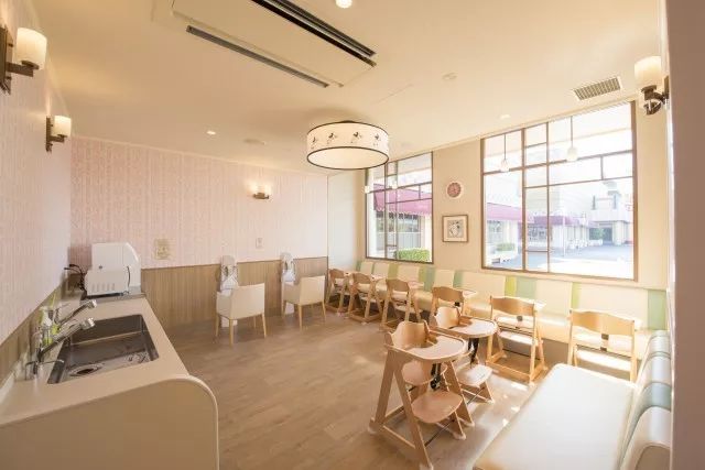 看完日本逆天母婴室，中国妈妈不淡定了：到底是我们矫情，还是本来就太将就？