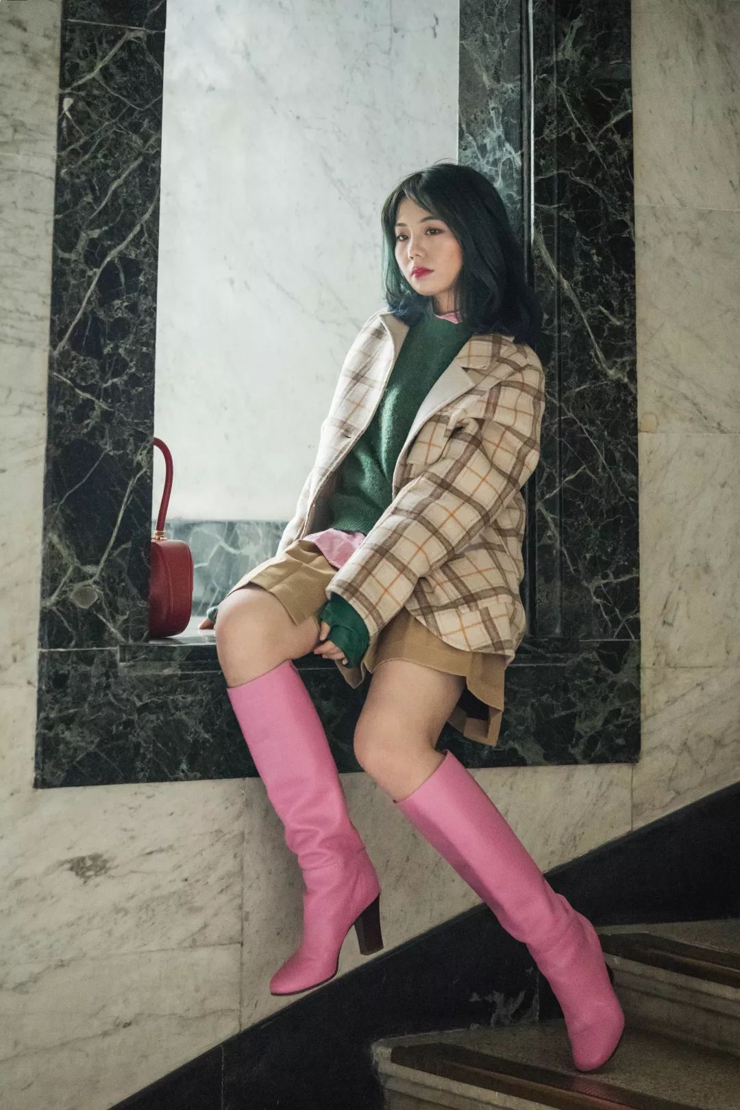 今年流行啥颜色搭配,最近流行的颜色搭配