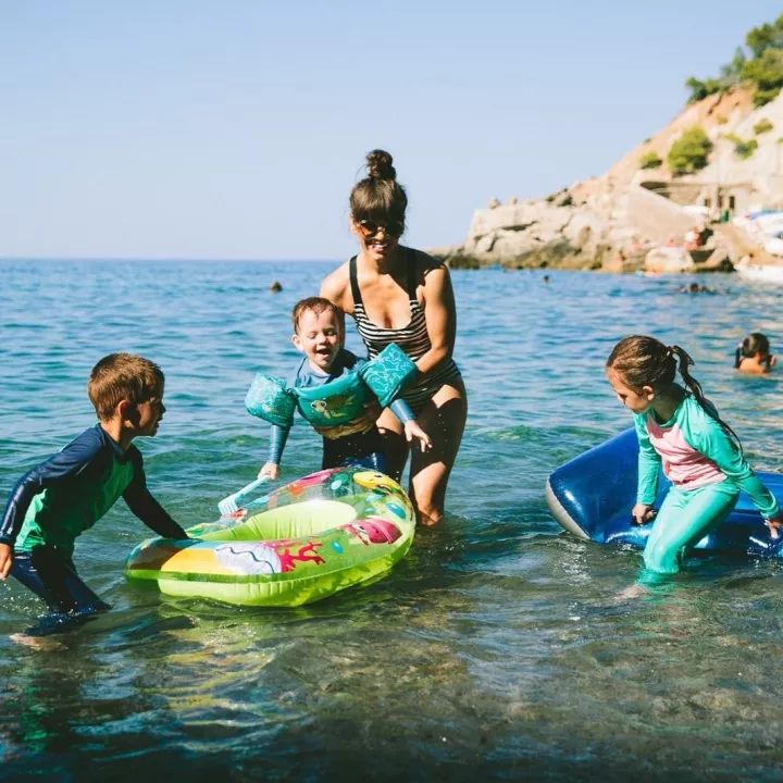 Ins上被吹爆的“咽喉净化器”，一喷3秒杀菌，缓解各种咽喉不适！