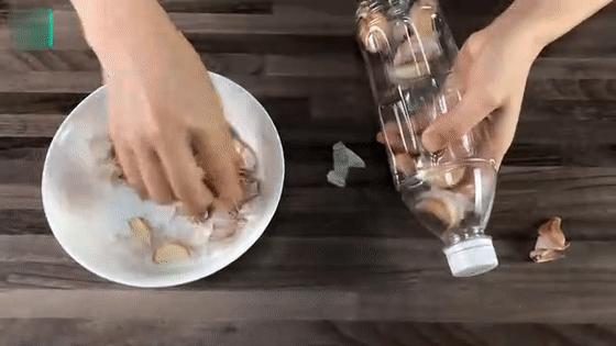 剥蒜器快速去大蒜皮,剥完整大蒜皮妙招视频