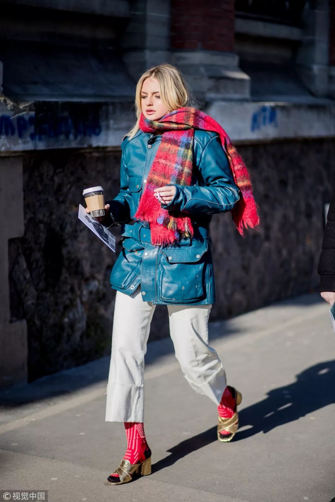 一穿红色衣服就倒霉,一穿红色就倒霉