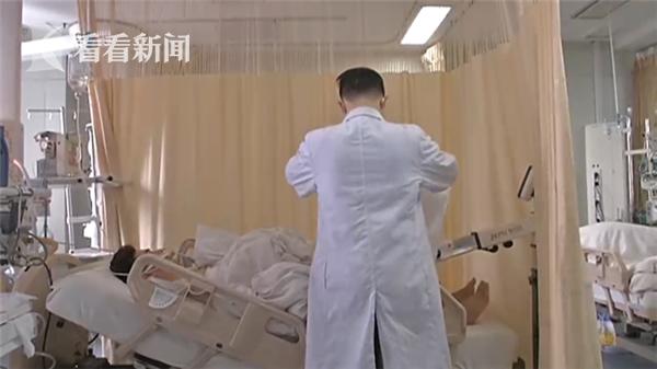 23岁小伙感冒一个多月不见好,19岁小伙得怪病