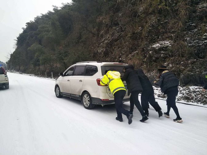 冷冷冷下周气温继续降,冷冷冷广西百色