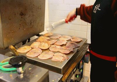 地铁聚优HUI｜吃饱喝足再贴片儿面膜~