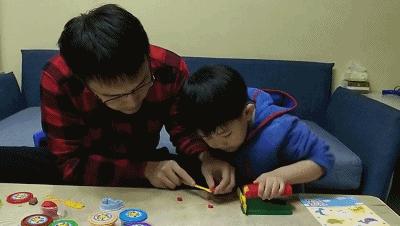 彩泥豌豆宝宝,大米彩泥作品