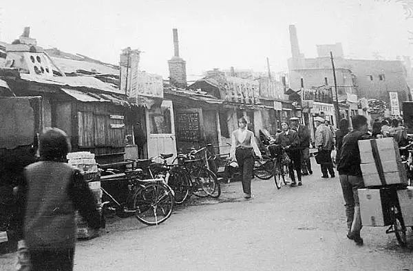 长春老照片1983年的长春街景,长春市珍贵老视频