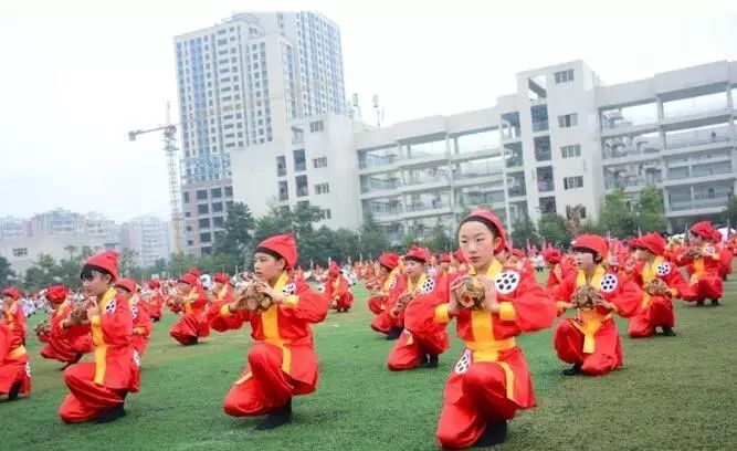 四川足球学校有哪几所,四川绵阳市足球示范学校