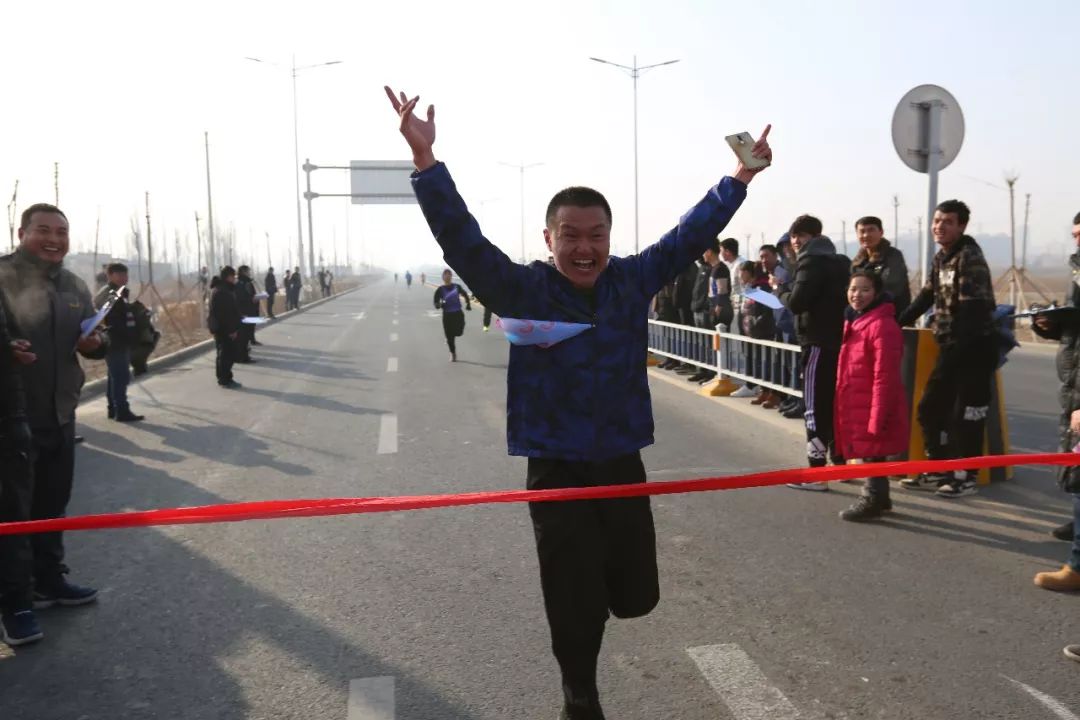 「文体活动」尉犁县举办2019年“迎新春”千人万米冬季长跑比赛