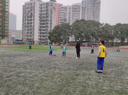 九江市第十一中学足球班级联赛圆满落幕