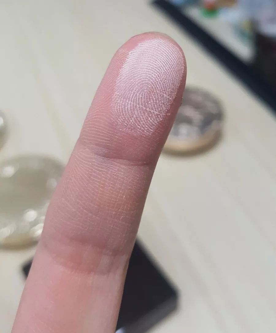 粉底液买回来不好用,粉底液买不够白怎么办