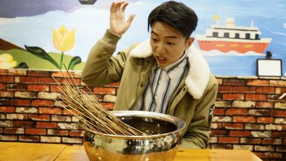 重庆开了几十年的老串串,重庆老牌串串