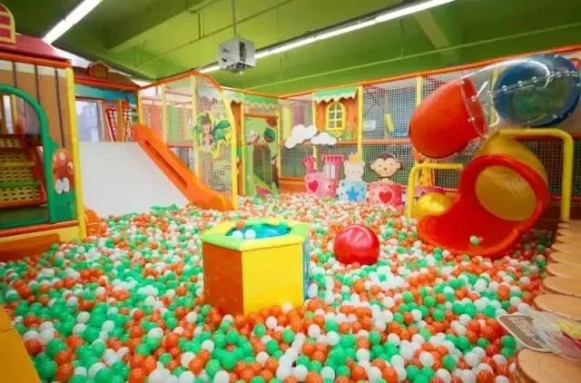 美食林新城购物广场电话,美食林综合商场