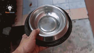 果汁玻璃瓶子收纳神器,大塑料瓶能做什么收纳器