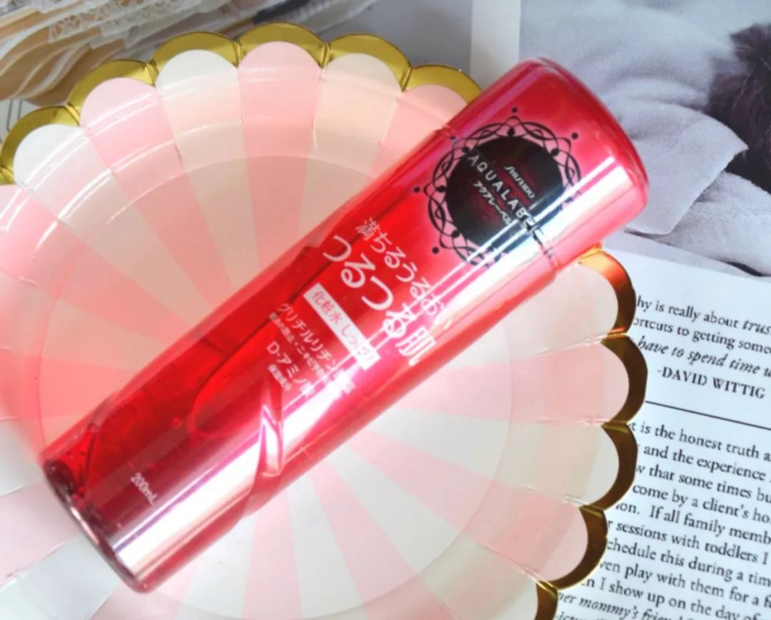 用了就想回购的补水面膜,可以当面膜湿敷的平价化妆水推荐