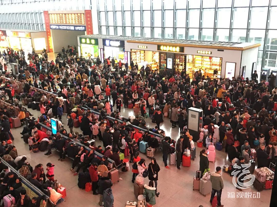 路途再拥堵也要回家过年,路途再遥远也要回家过年图片