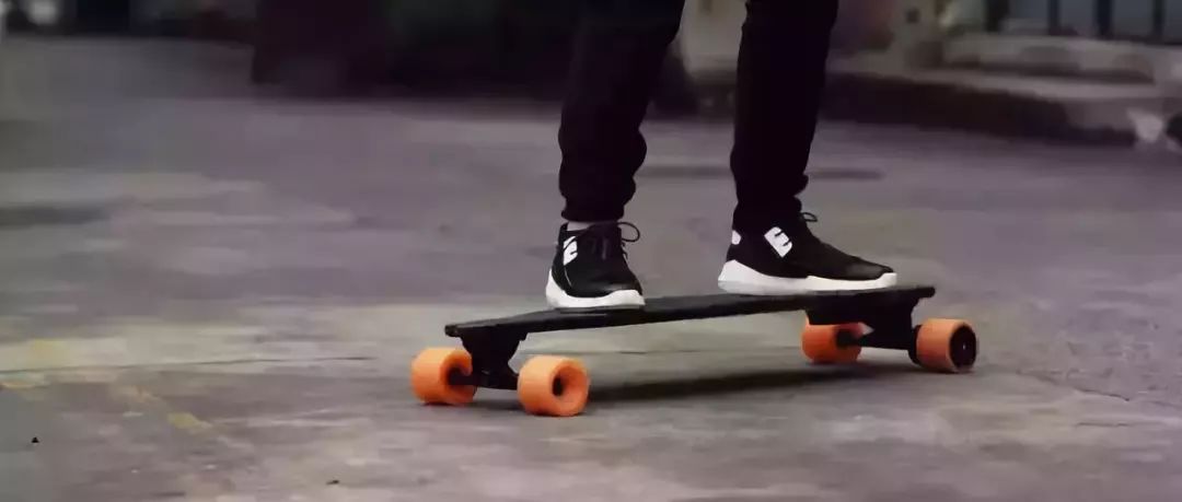 过年的时候要送什么给男友礼物呢,新年给男朋友送什么礼物比较合适