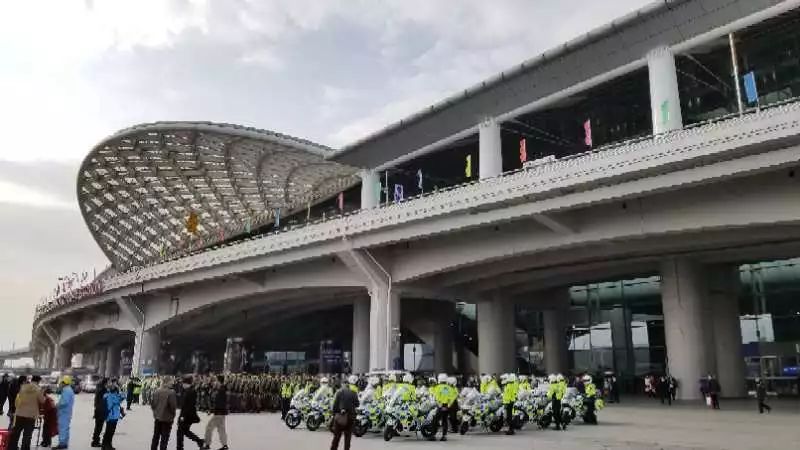 直击春运回家旅途,春运回家路上新变化了解一下