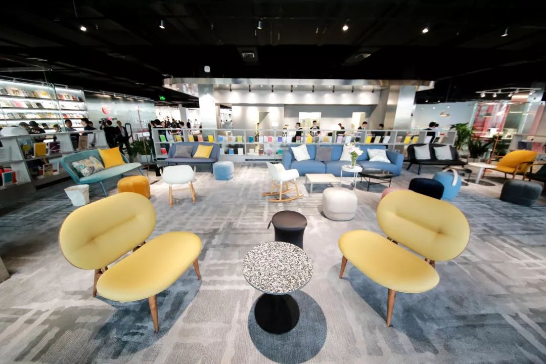 文艺渔村中的海上浮城，希尔顿旗下这家设计感满分的小鲜肉酒店，颜值爆炸！