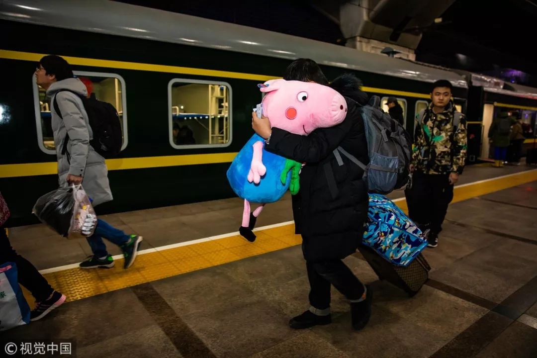 今日小年能贴春联吗,今日小年文案