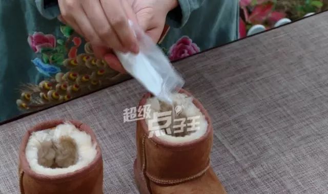 白色雪地靴染色,雪地靴改色需要多少钱