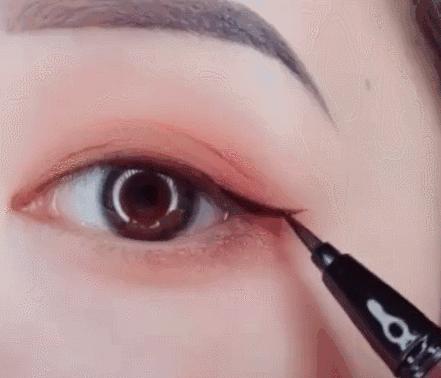 如何用一盘眼影画全妆教程,不需要手法跟技术的基础眼影画法