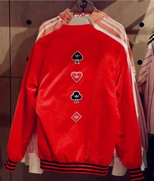 过年怎么穿才能震撼别人,过年这样穿很好看