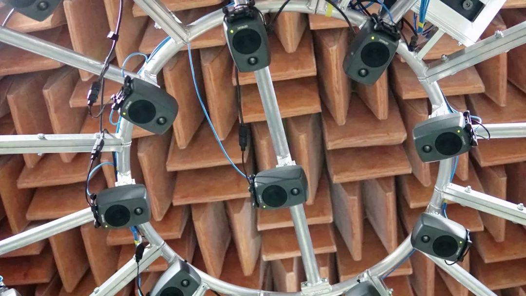 真力音箱与落地音箱,真力音箱听感