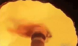 玻璃球里面的花纹是怎么回事,玻璃球中的花纹是如何印在里面的