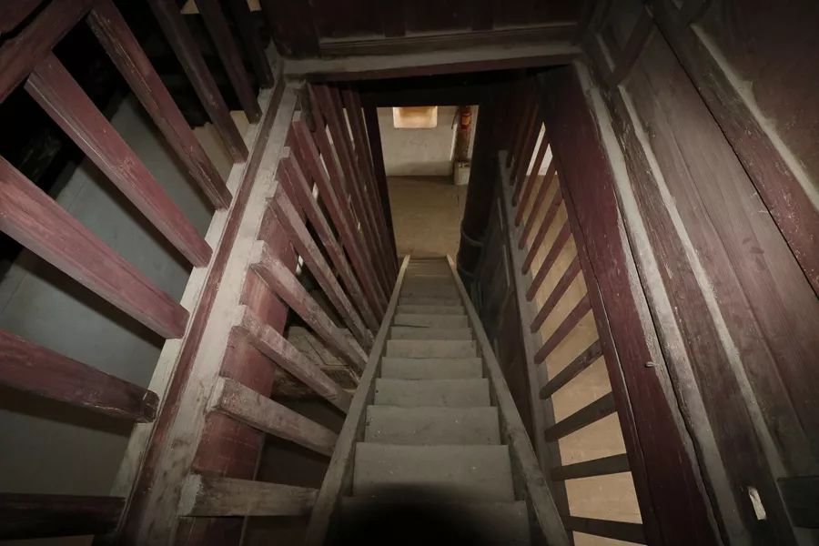 「人文宾川」铜钟矗立五百年，古楼依在述沧桑！