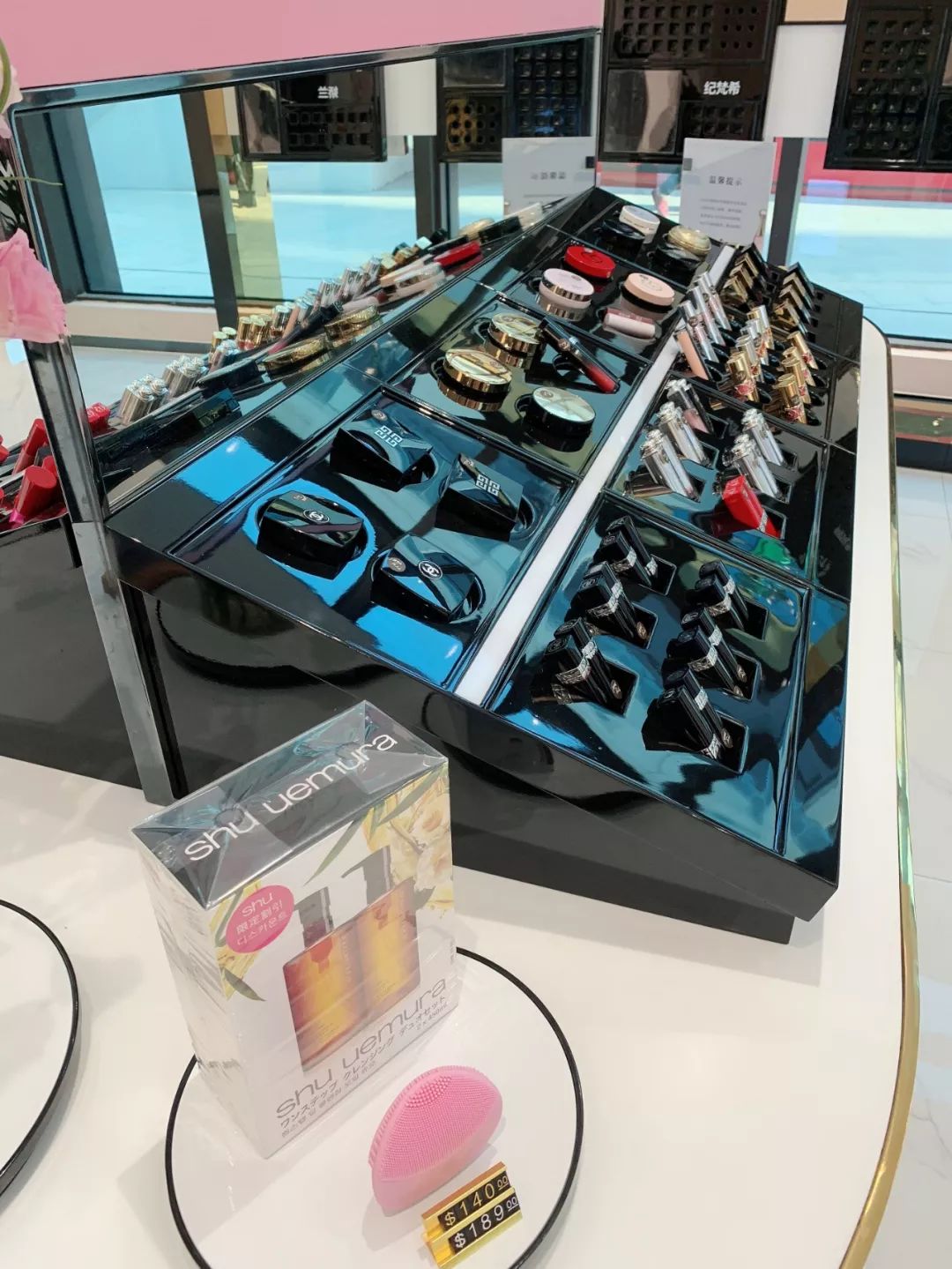 西安首家免税体验店来了！神仙水、红腰子、TF……一线爆款4.5折起！