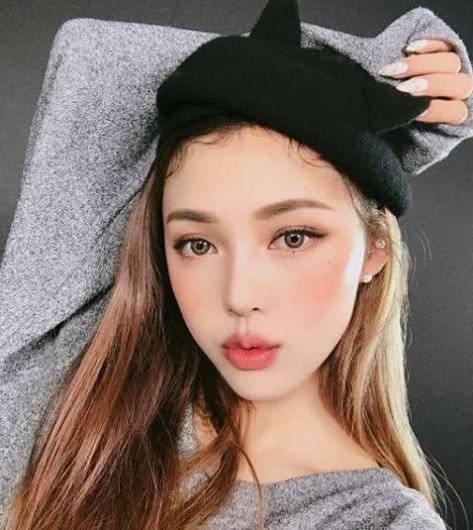 为什么化了妆像变了一个人,为什么化出来的妆老是浮粉