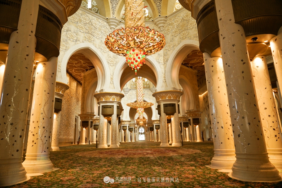 迪拜的谢赫扎伊德清真寺,迪拜清真寺谢赫扎伊德