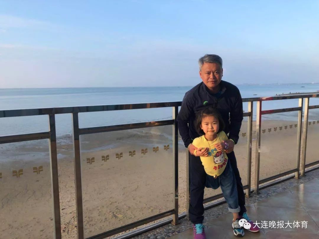 这个冬天，大连足球迎来青训史上最大规模冬训！来，听听亲身参与者、大连U18青年女足主教练范轶颖的感受！