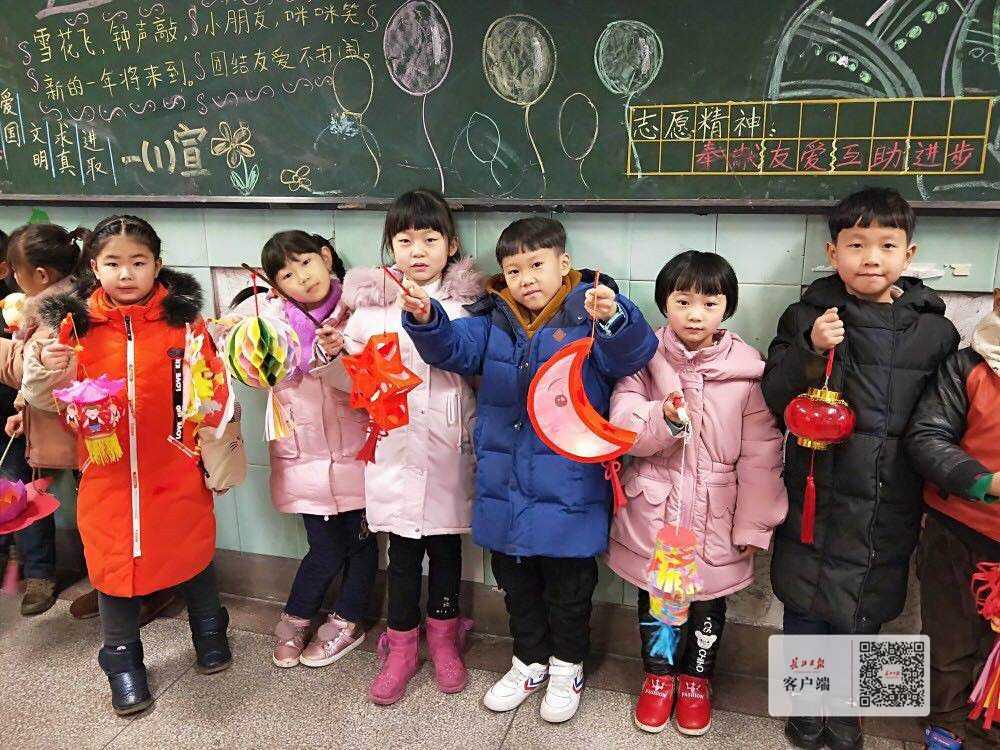 包汤圆闹元宵,包汤圆活动