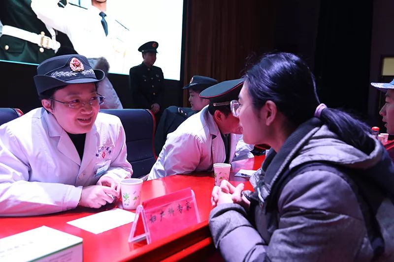 第901医院：温暖送给最美“逆行军嫂”